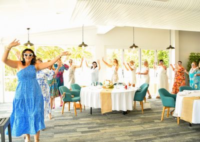 moreton-island-conga-line